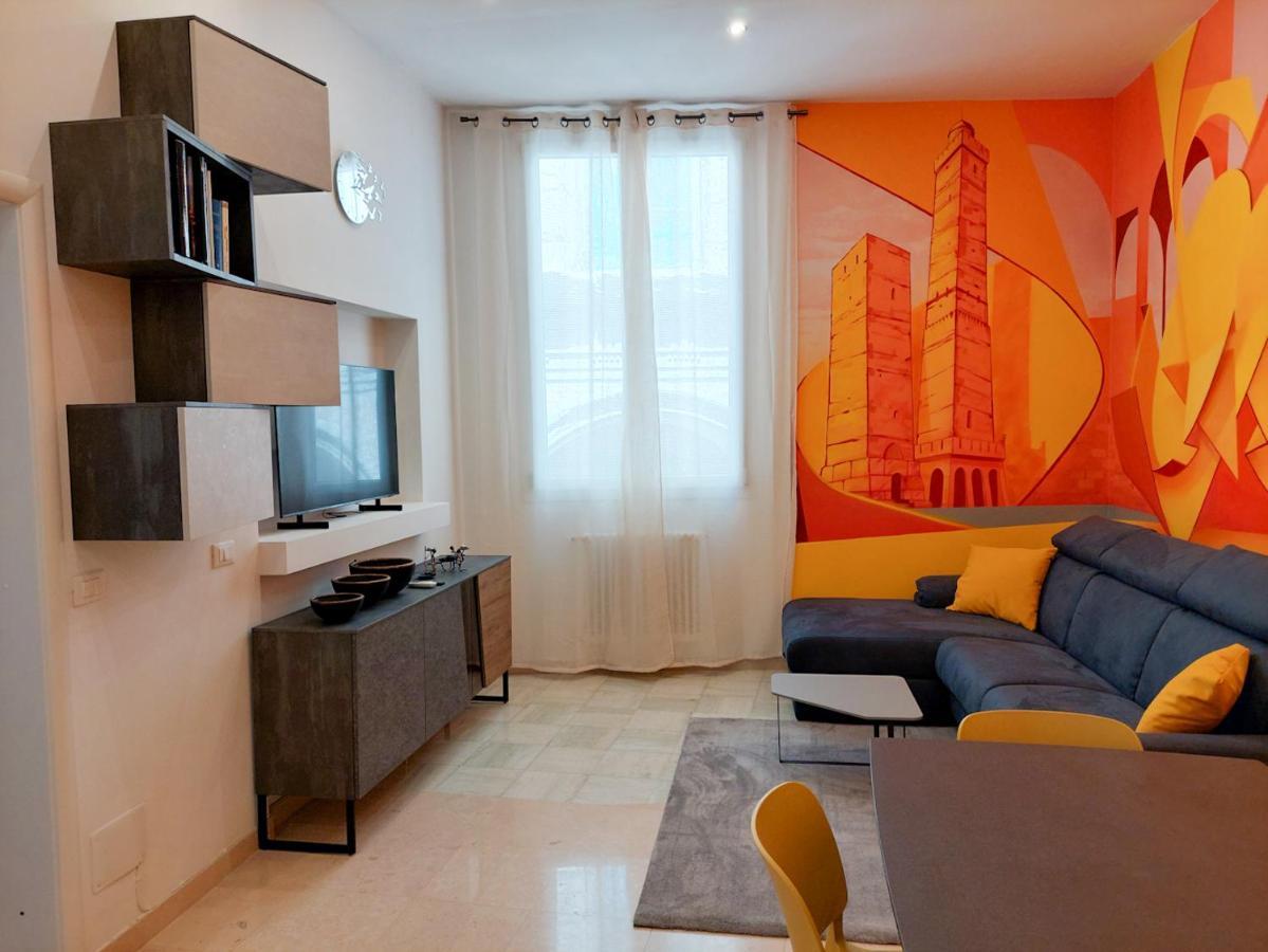 2Towers Holiday House_Centro Storico Di Bologne Extérieur photo