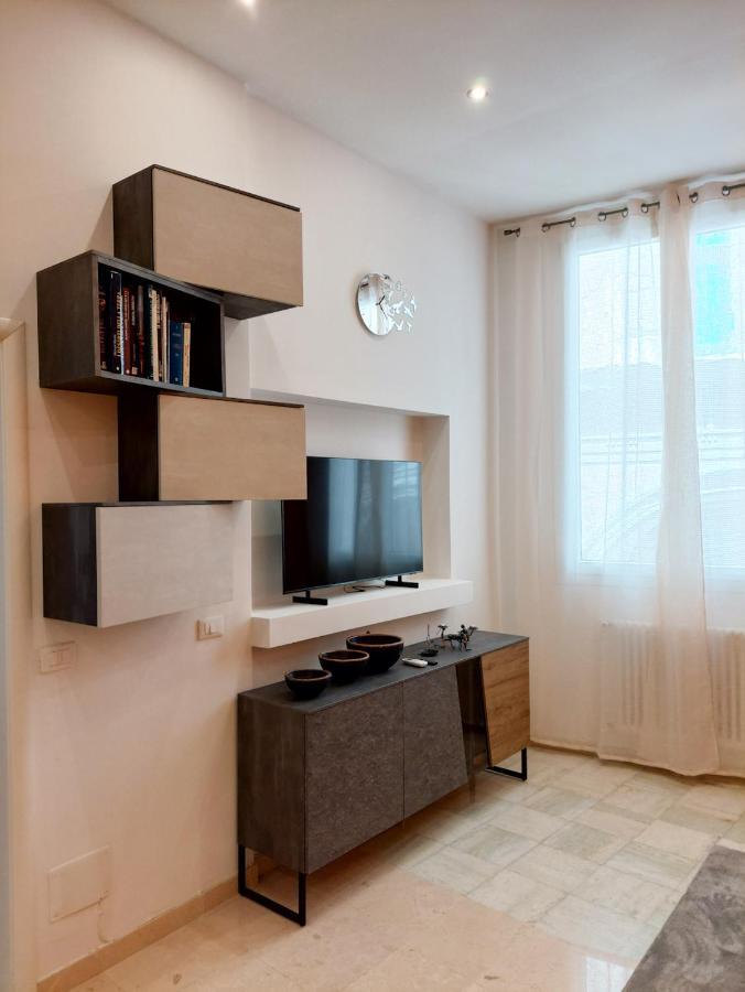 2Towers Holiday House_Centro Storico Di Bologne Extérieur photo